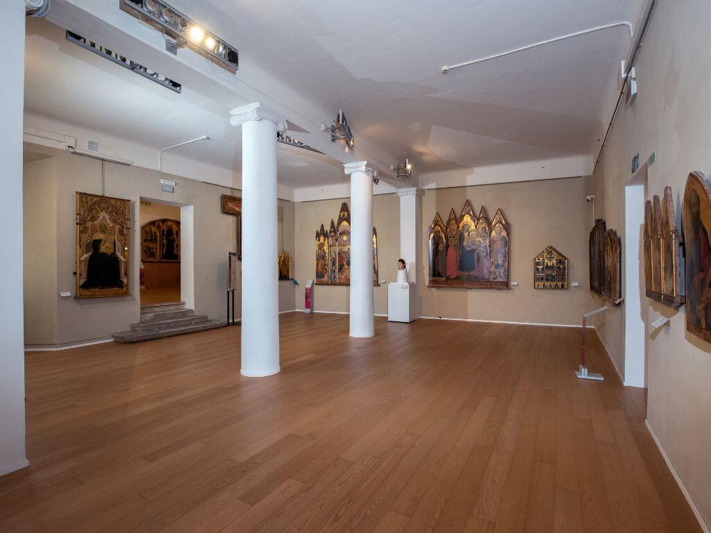 Sala 7 con pavimento nuovo