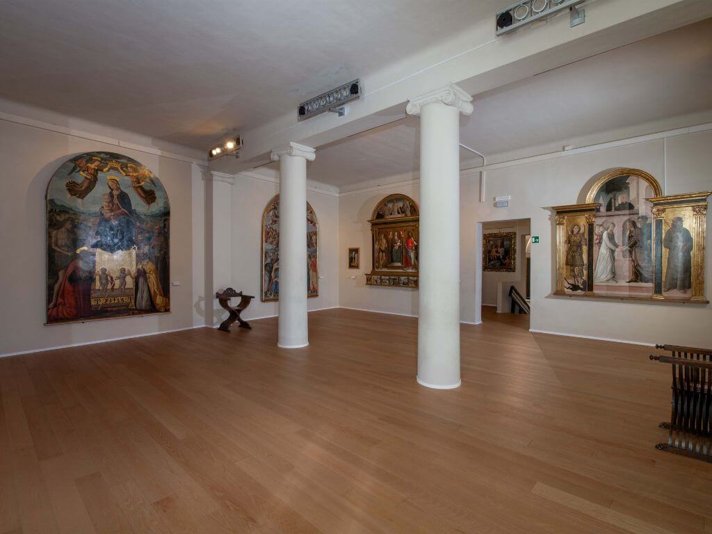 Sala 23 con pavimento nuovo